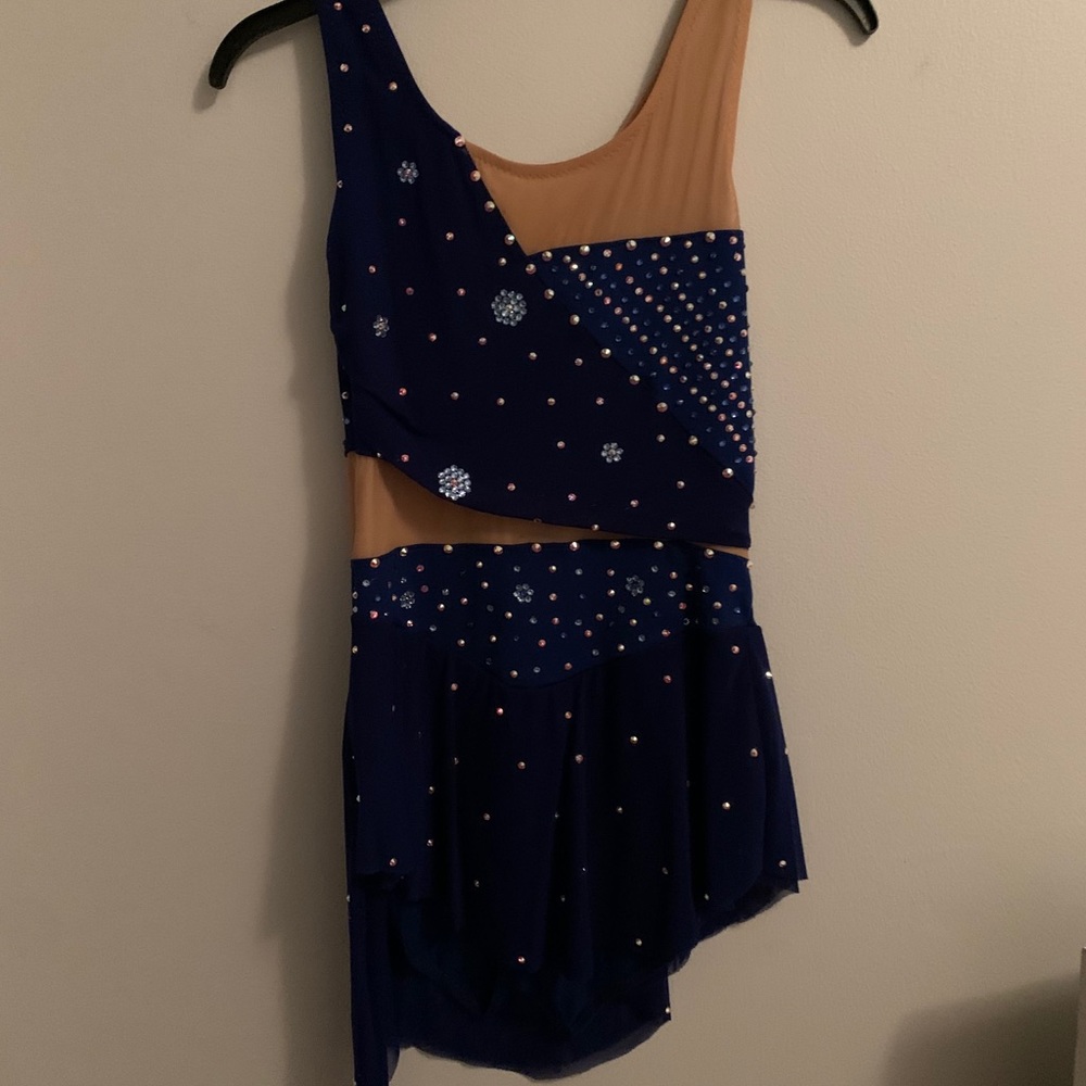 Beautiful figure skating dress ⛸
